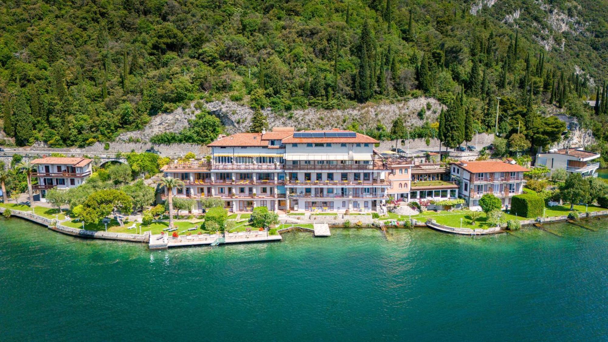 Hotel Forbisicle Тіньяле Екстер'єр фото