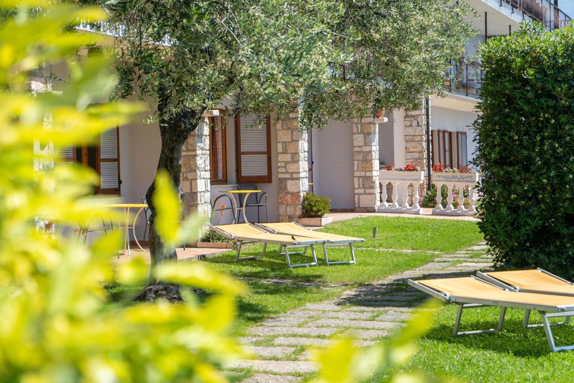 Hotel Forbisicle Тіньяле Екстер'єр фото